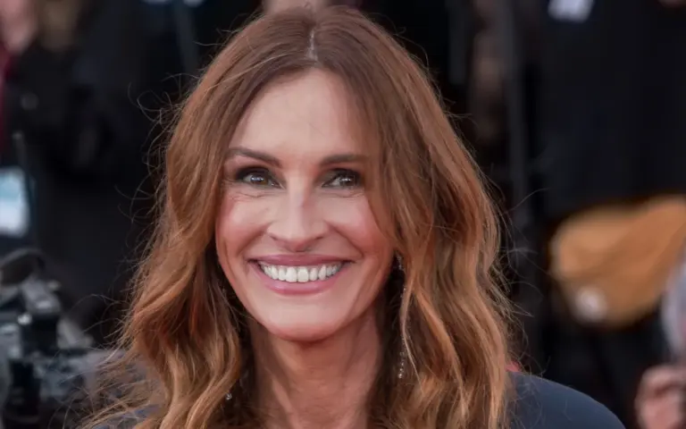 Julia Roberts